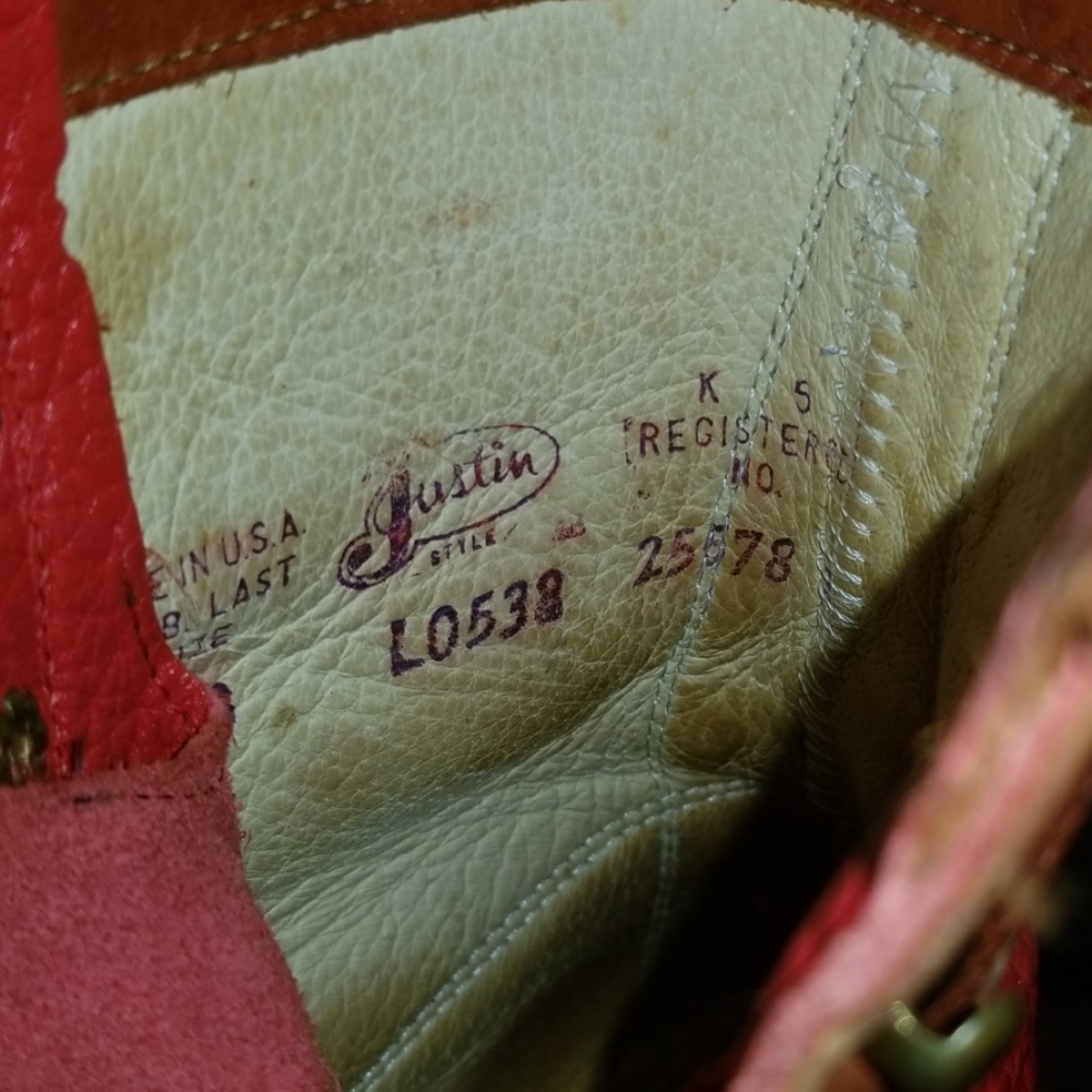 RARE Vintage Red Lace up Justin Boots - Picture 3 of 4